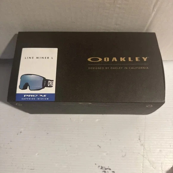 Oakley Line Miner L LP Snow Goggles Black Prizm Sapphire Iridium Snowboarding - Picture 2 of 5